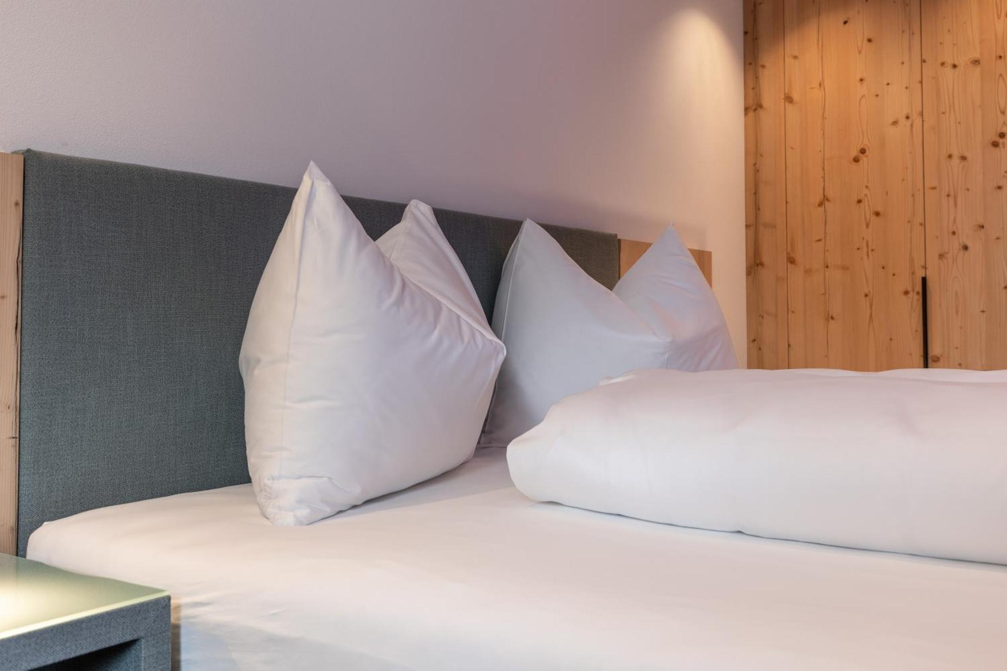 Hotel Alpenrose San Valentino alla Muta Room photo
